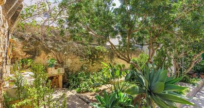 Ferienhaus Miramar Sa Rapita mit Meer- und Bergblick, Garten und Terrasse; Parkplatz vorhanden