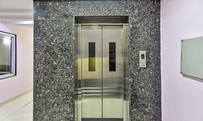 Lift - Treebo Royal Sun Palace MP Nagar Zone 2 (Bhopal)