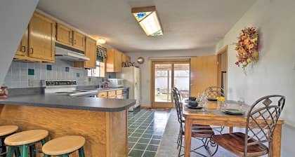 Vivid 'Cedar Ridge' Cabin ~ 23 Miles to Wichita!