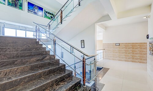 Treebo Atithi Comforts, 1 Km From Nisargadhama Forest