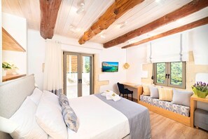 3 chambres, fer et planche à repasser, Wi-Fi gratuit, draps fournis