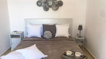 2 chambres, fer et planche Ă  repasser, Wi-Fi gratuit, draps fournis
