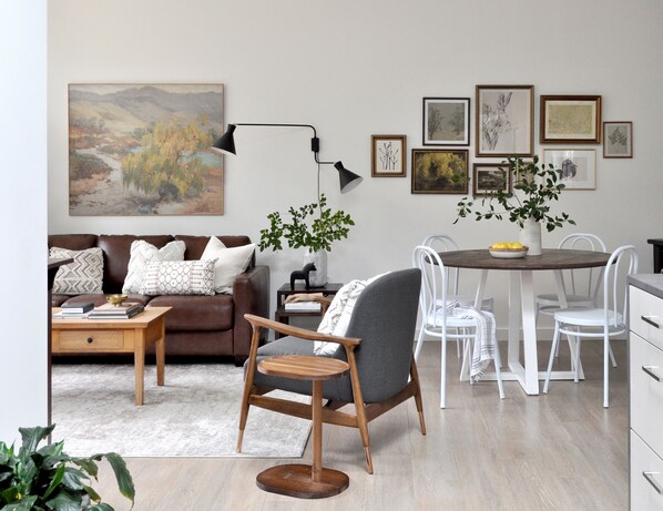 Una Smart TV, libros