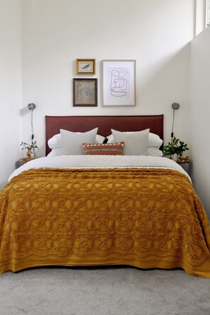 1 dormitorio, tabla de planchar con plancha, wifi gratis y ropa de cama