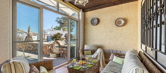 Waou Deluxe Cottage Titulcia