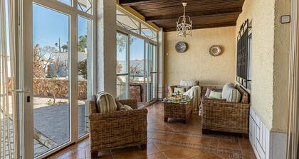 Waou Deluxe Cottage Titulcia