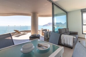 TV, fireplace - Apartamento Infinium 2 by Costa CarpeDiem (Calpe)