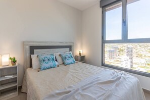 2 soverom, strykejern/-brett, wi-fi og sengetøy