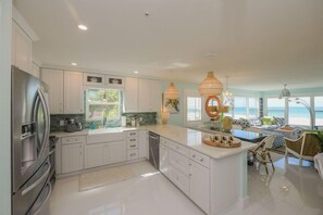 Fridge, microwave, dishwasher, coffee/tea maker