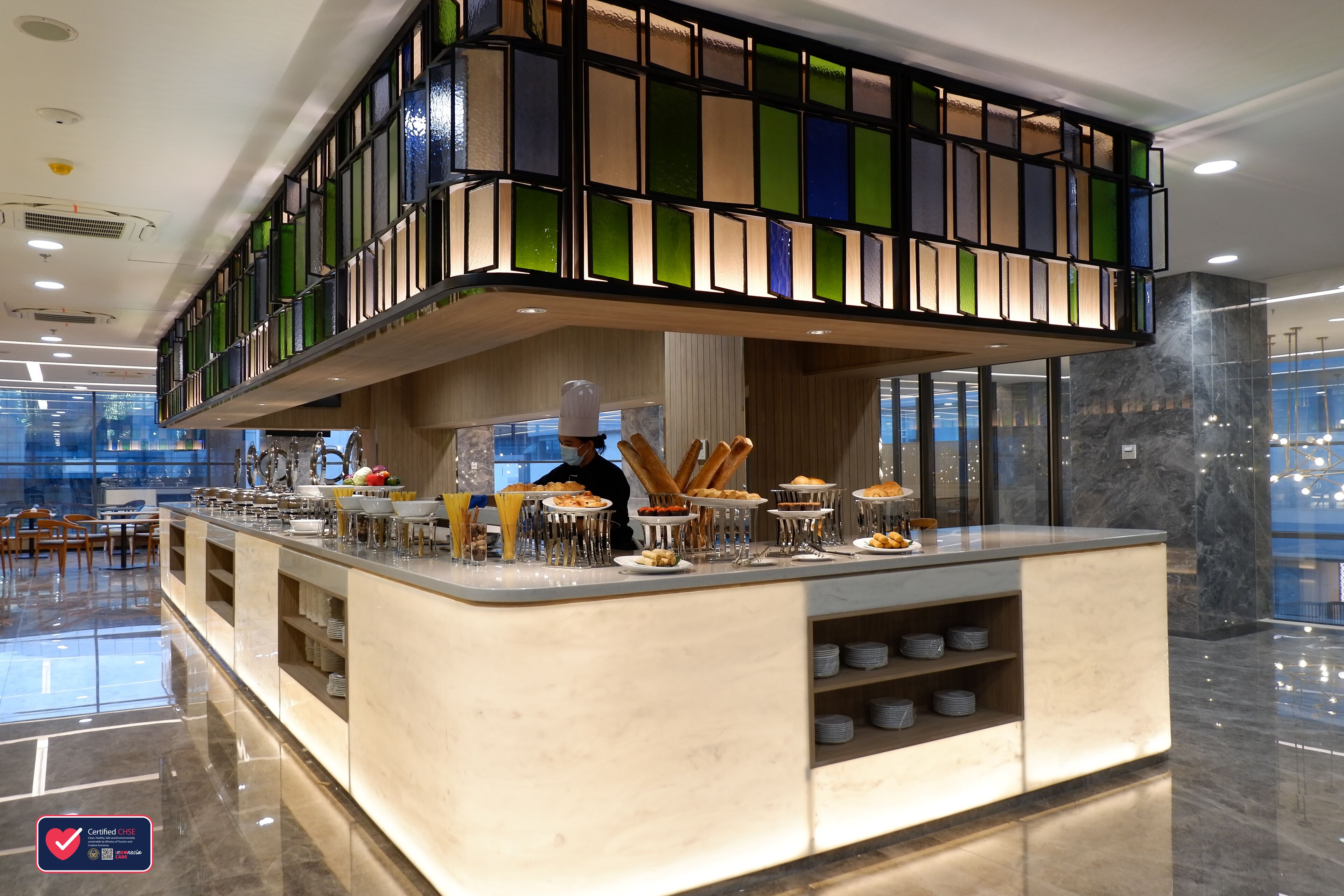 Free daily full breakfast