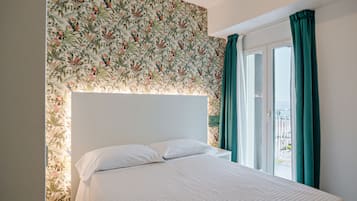 Doppia Basic | 15 camere, biancheria da letto di alta qualità, copriletto in piuma