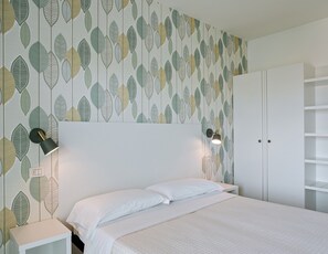 Classic Room | Premium bedding, down comforters, in-room safe, individually decorated - Solemare (Misano Adriatico)