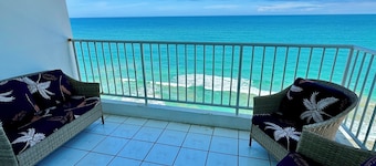 Beach Front Condo Luquillo PR