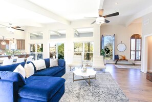 تلفزيون ذكي، كرة قدم الطاولة