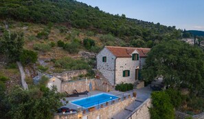 Huvila (Three Bedroom Villa with Pool) | Ulkopuoli