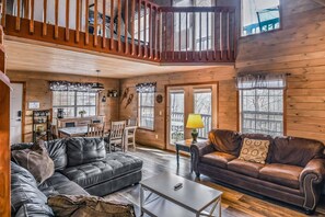 Cabin, 3 Bedrooms | Living area | TV