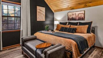 Cabin, 3 Bedrooms | 3 bedrooms, free WiFi, bed sheets