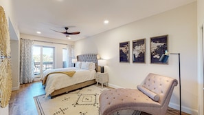 2 habitaciones, escritorio, tabla de planchar con plancha y wifi gratis 