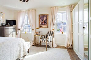 2 makuuhuonetta, silitysrauta/-lauta, Wi-Fi, vuodevaatteet