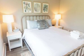 1 bedroom, iron/ironing board, travel cot, WiFi