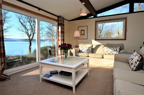 Tranquil location, waterside, pet friendly