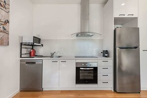 Fridge, microwave, oven, stovetop