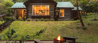Historic Glenna Cabin in the Florence Preserve