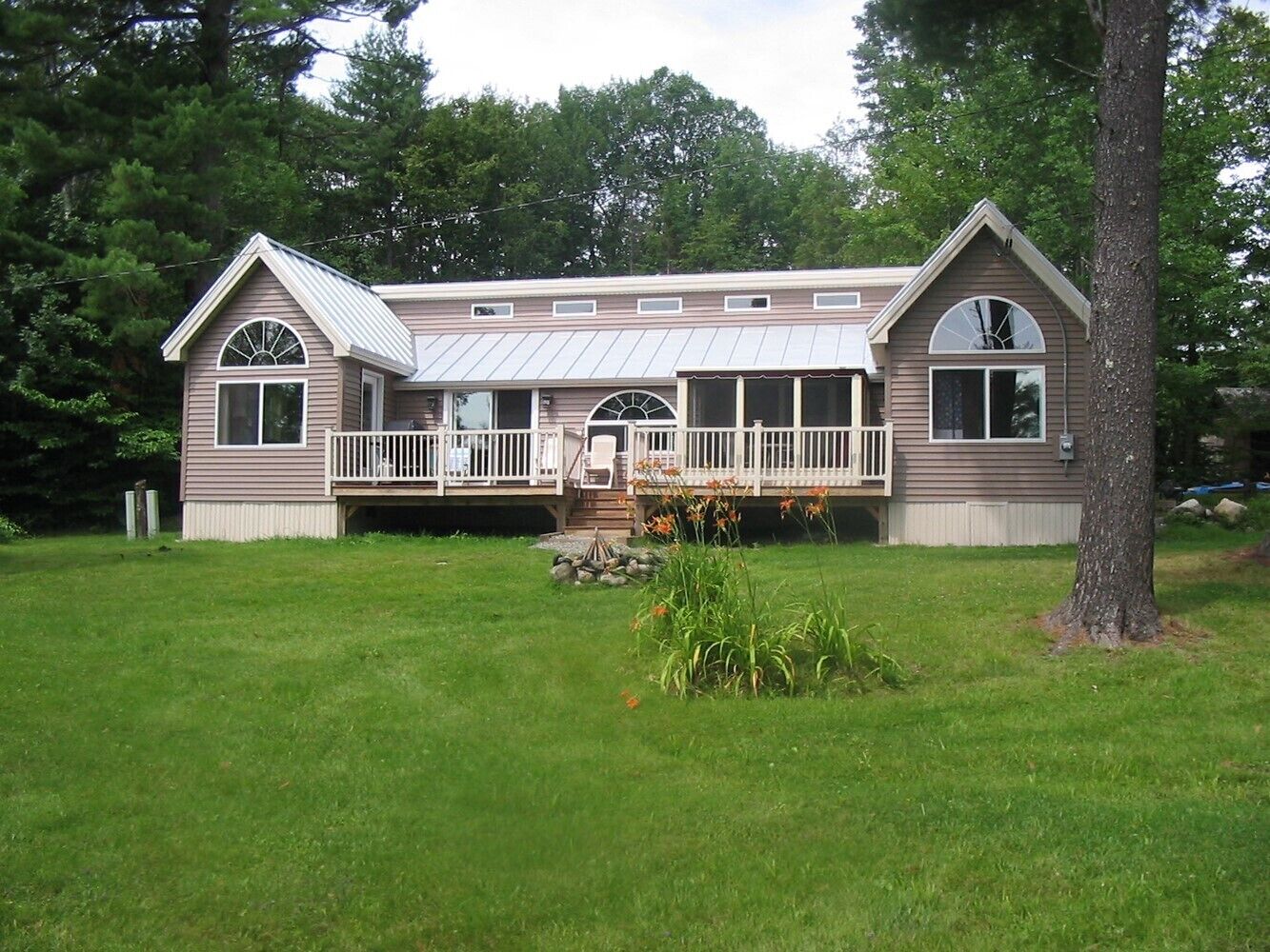 Beautiful Embden Single Level Lakehouse