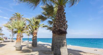 HomeHolidaysRentals Plume - Costa Barcelona