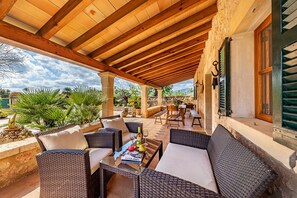 Outdoor dining - Villa Prital for 8 people (Pollensa)