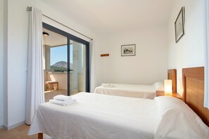 5 Schlafzimmer, Zimmersafe, Bügeleisen/Bügelbrett, kostenloses WLAN