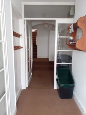 Apartment | 4 bedrooms, iron/ironing board, free WiFi, bed sheets