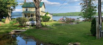 Waterfront Lake Winnisquam House, Guest House & Barn Game Rm, Sleeps 16 w/ Beach