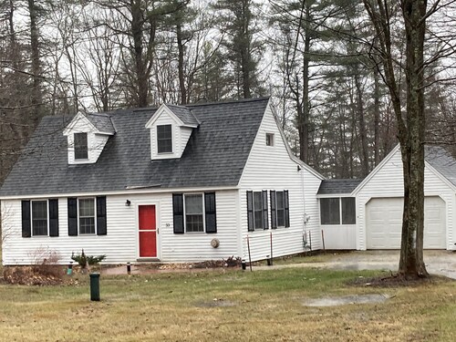 Private New England Cape minutes from Portsmouth NH