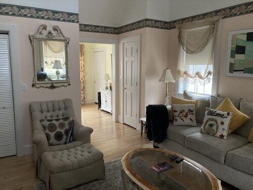 Private New England Cape minutes from Portsmouth NH