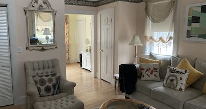 Private New England Cape minutes from Portsmouth NH