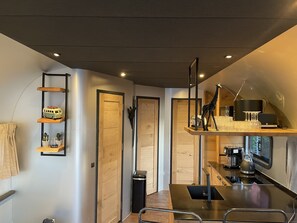 Interior - The Coon floating home / ecolodge ('s-Hertogenbosch)