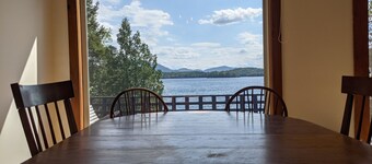 Lonesome Pond Lodge - Ideal Lakeside Retreat