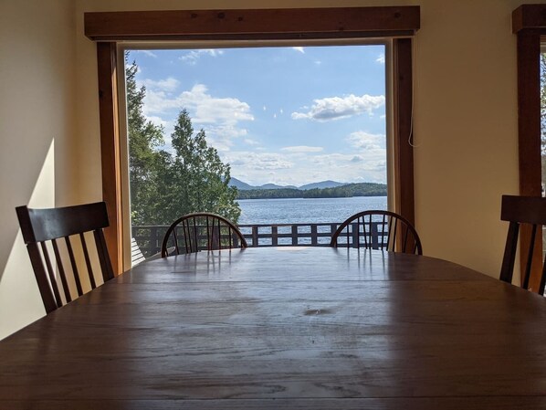 Dining - Lonesome Pond Lodge - Ideal Lakeside Retreat (Saranac Lake)
