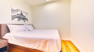 3 bedrooms, free WiFi, bed sheets