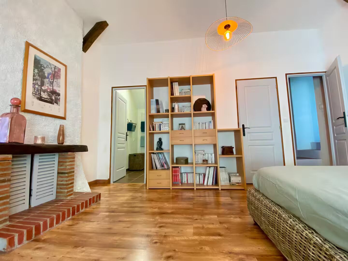 1 bedroom, desk, free WiFi, bed sheets