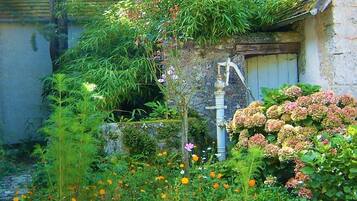 Enceinte de lâhĂ©bergement