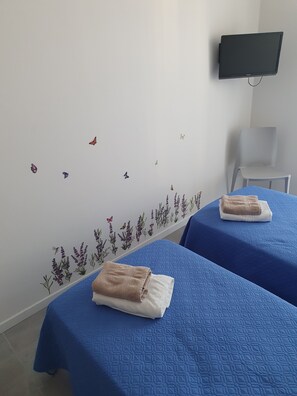 2 bedrooms, desk, iron/ironing board, free WiFi - Comfort Apartment Verona (Verona)