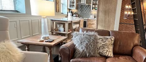 Smart TV y chimenea