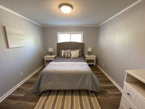 Unclassified image, 4 of 13, button