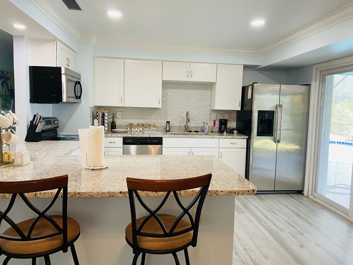 Photo 9 of Come enjoy paradise on Isles of Capri in Naples, FL for your next vacation!