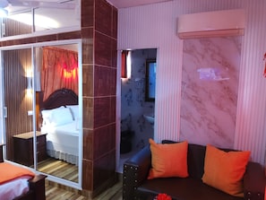 1 chambre, fer et planche Ă repasser, Wi-Fi, draps fournis