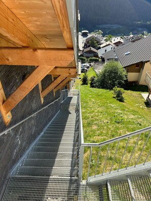Property grounds - Superb 88m2 flat, 3 bedrooms, 2 bathrooms, at the foot of the pistes (Châtel)