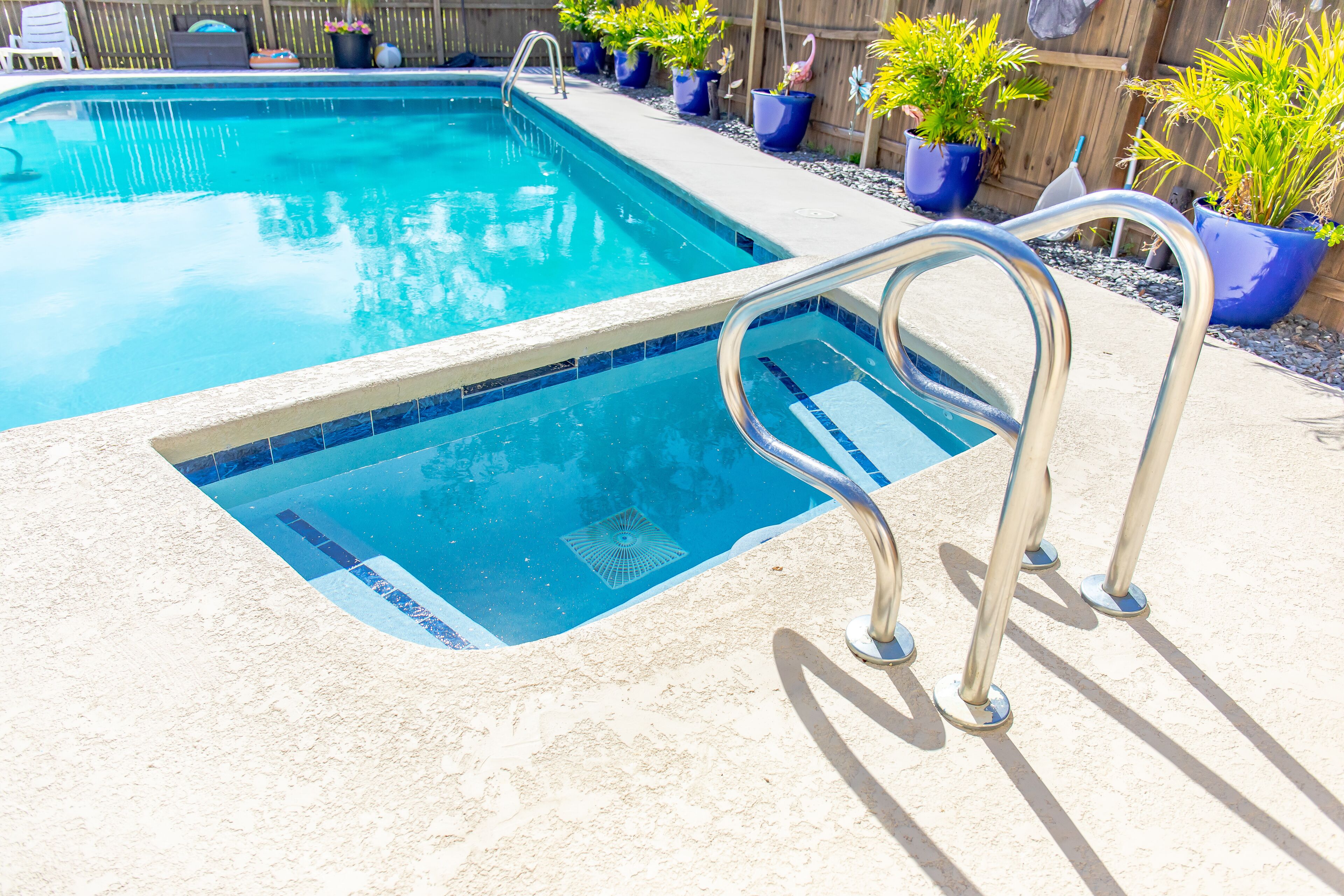 Piscine extérieure, piscine chauffée