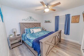 5 bedrooms, iron/ironing board, free WiFi, bed sheets